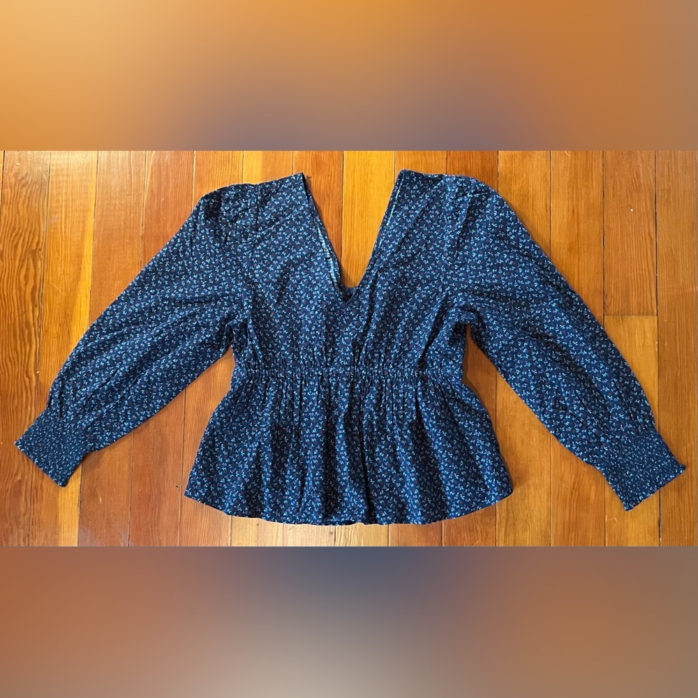 NWT Madewell Tie-Back Peplum Top in Campden Daisies - Medium - Deep Indigo Blue - Picture 4 of 9
